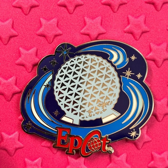 Disney Accessories - Disney Parks 2008 Epcot Pin